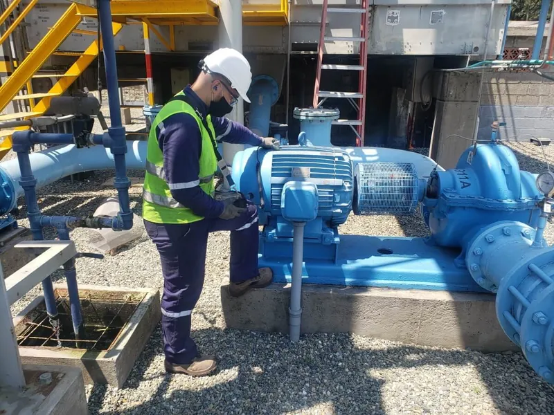 Inspección de equipo motor-bomba